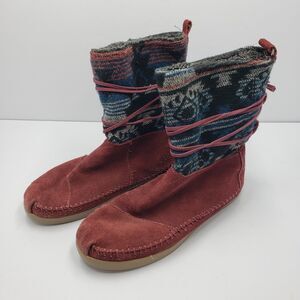 Toms Nepal Maroon Aztec Moccasin Boots Women's 7.5 Pull-On Faux Fur Lined Knit
